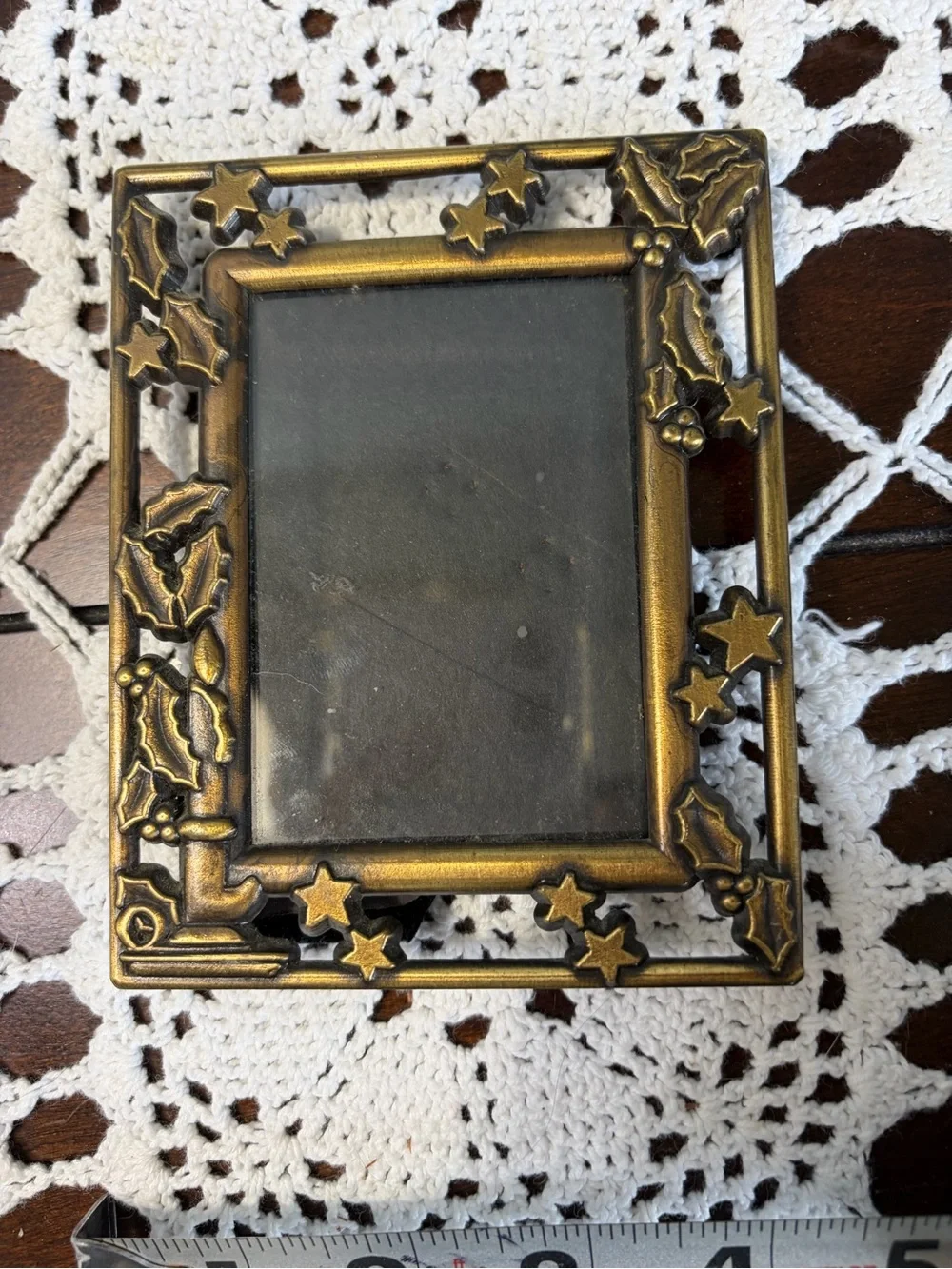 Ornate Gold/Brass Holly & Star Photo Frame - Decorative Picture Holder